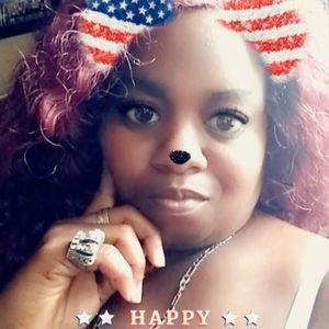 Meet your Posher, Lakeisha